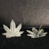 Brinco da maconha chapado em prata 925
