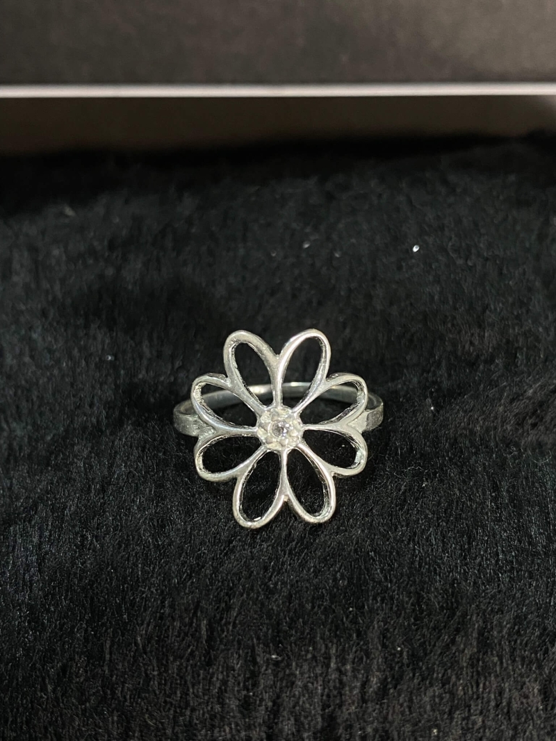 Anel Flor prata 925